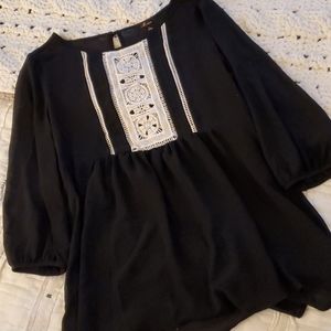 Black dressy shirt with creme embroidery
